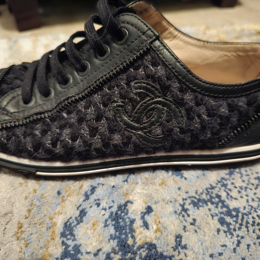 Chanel black tweed sneakers 36